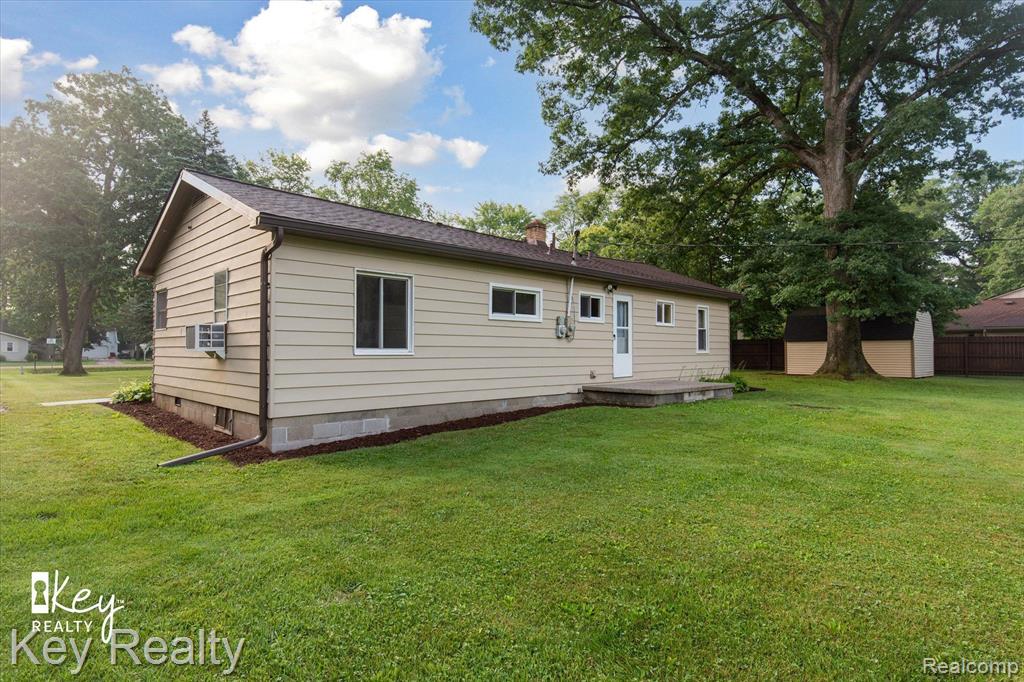 21390 Elwell Road Belleville, MI 48111 - Photo 34 of 41 Gallery Image 34