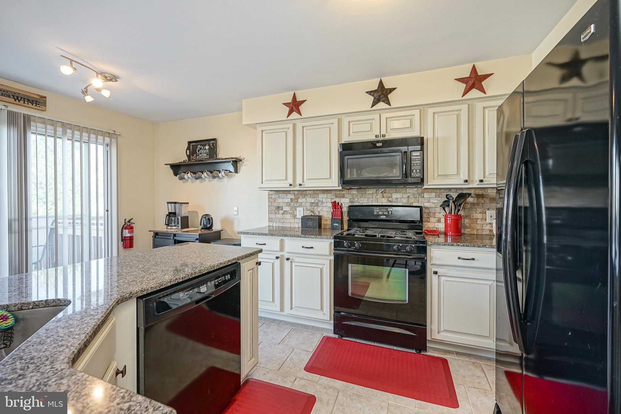 13 Firethorn Lane Riverside, NJ 08075 - Photo 17 of 40 Gallery Image 17
