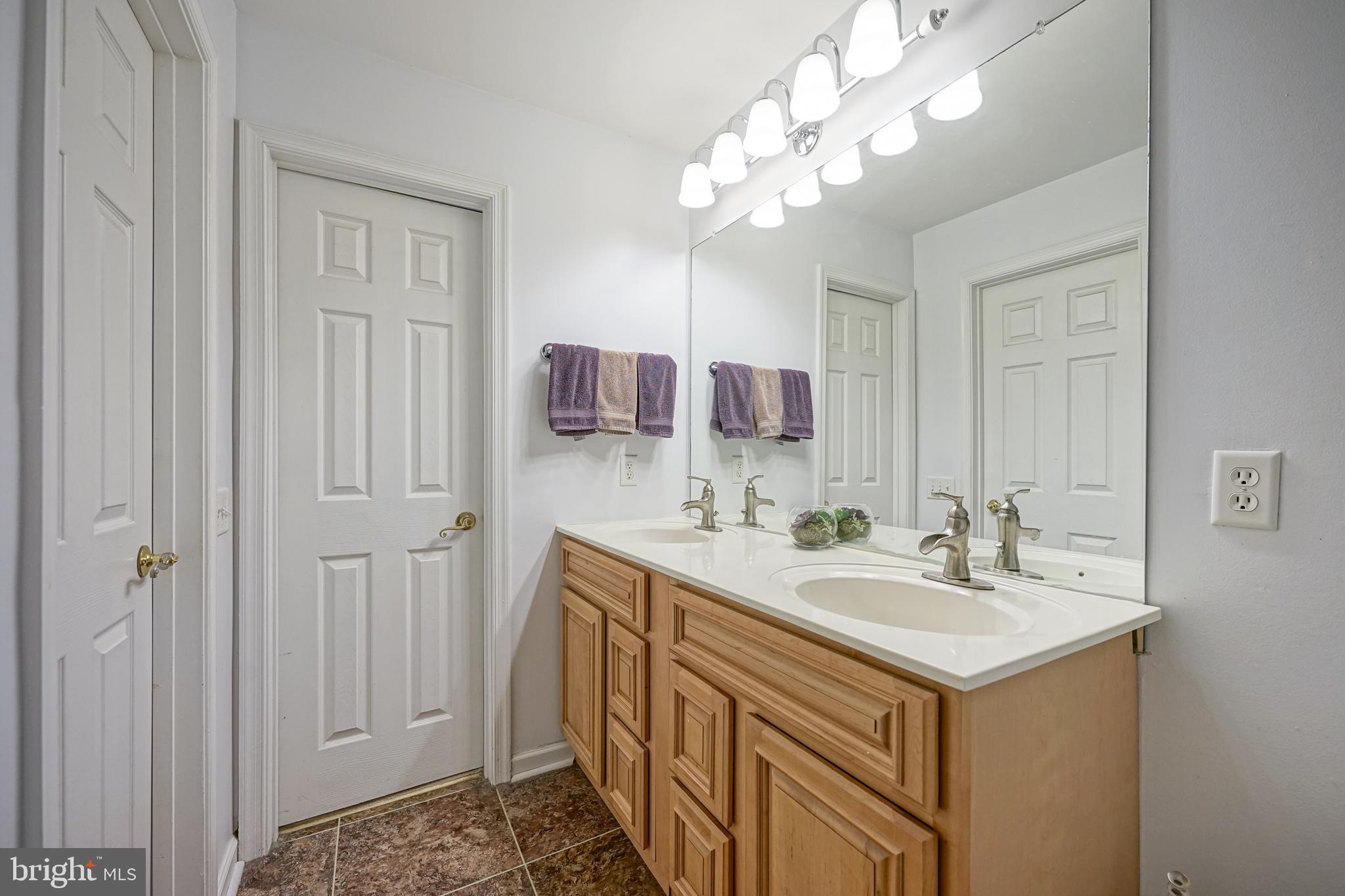 13 Firethorn Lane Riverside, NJ 08075 - Photo 29 of 40 Gallery Image 29