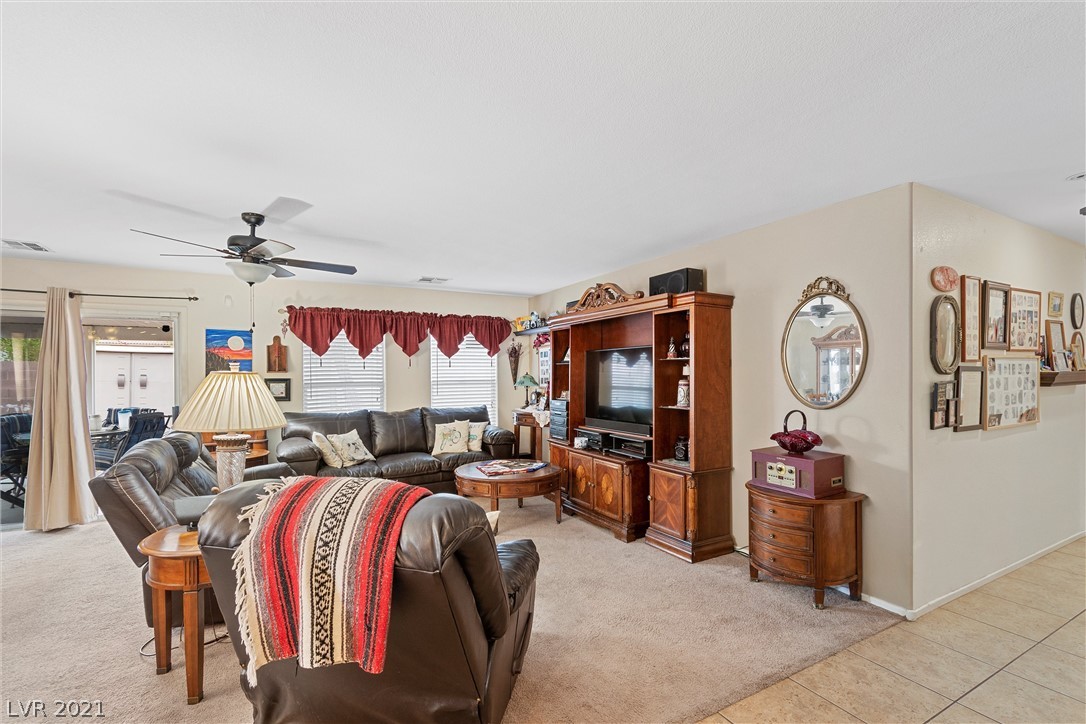 443 Groft Way Henderson, NV 89015 - Photo 10 of 24 Gallery Image 10