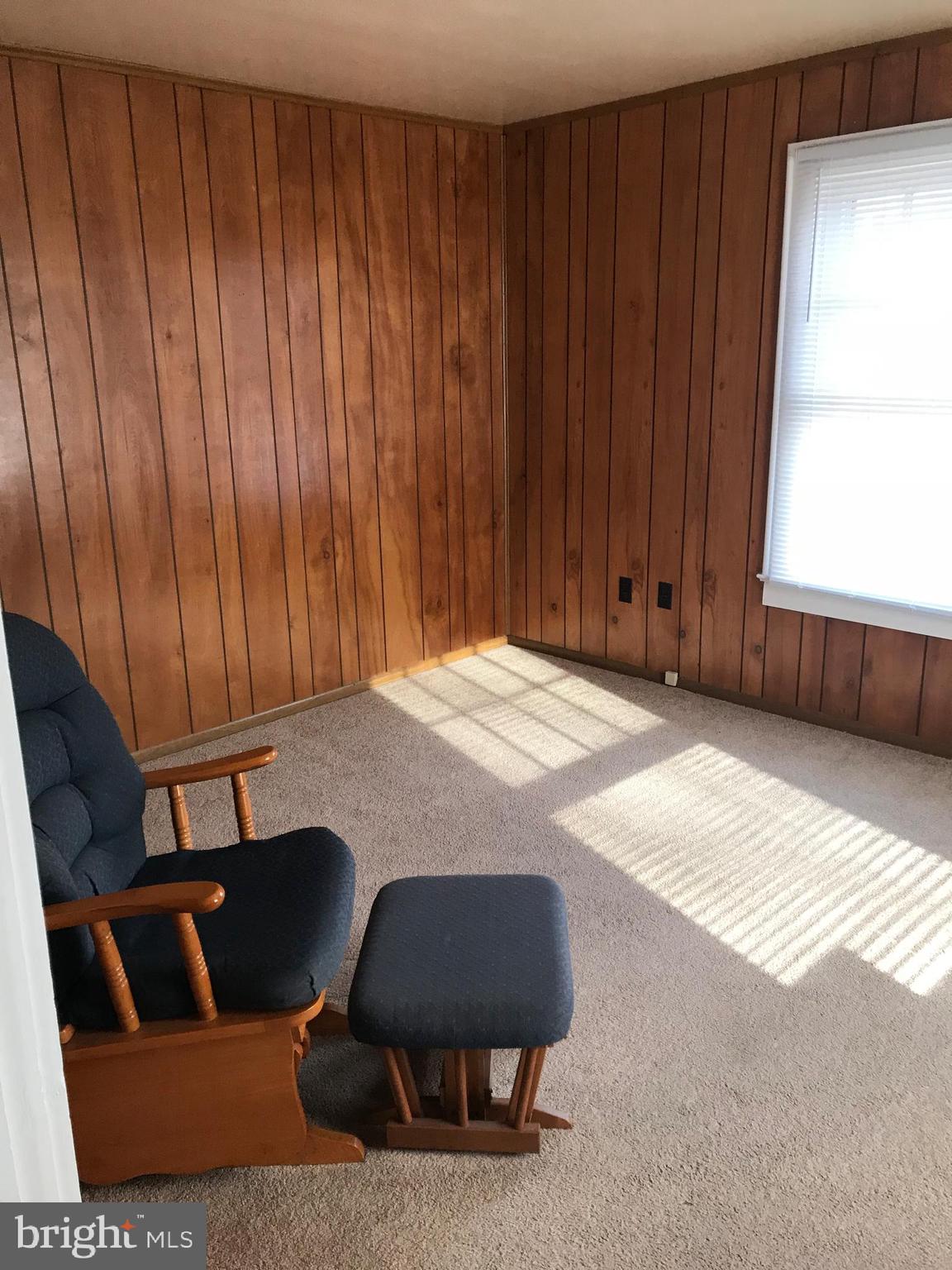 28660 Old Quantico Road Salisbury, MD 21801 - Photo 11 of 25 family room