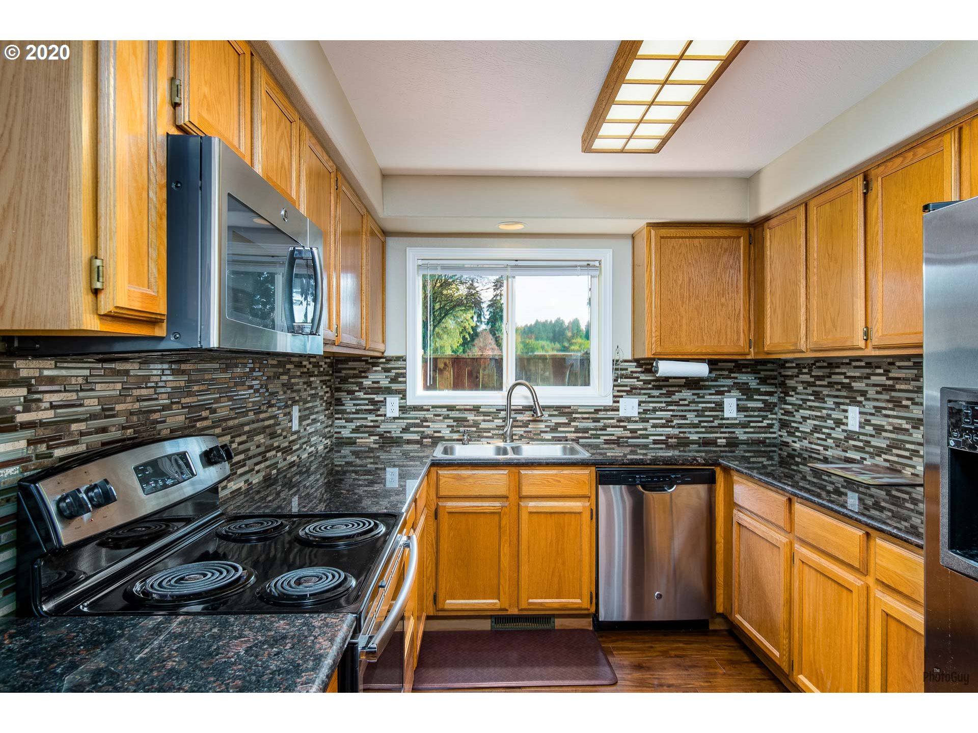 2651 31st Street Springfield, OR 97477 - Photo 13 of 32