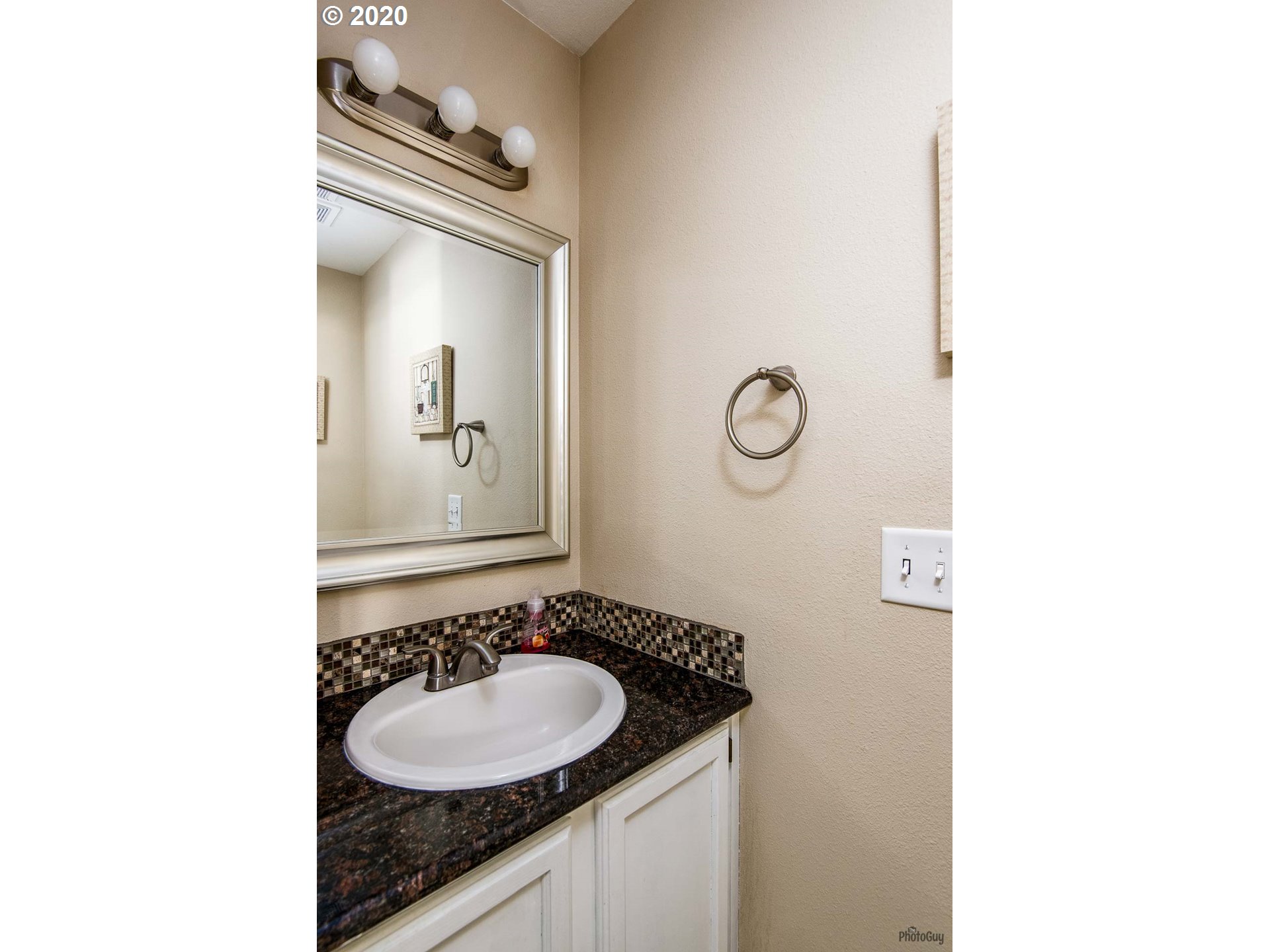 2651 31st Street Springfield, OR 97477 - Photo 18 of 32