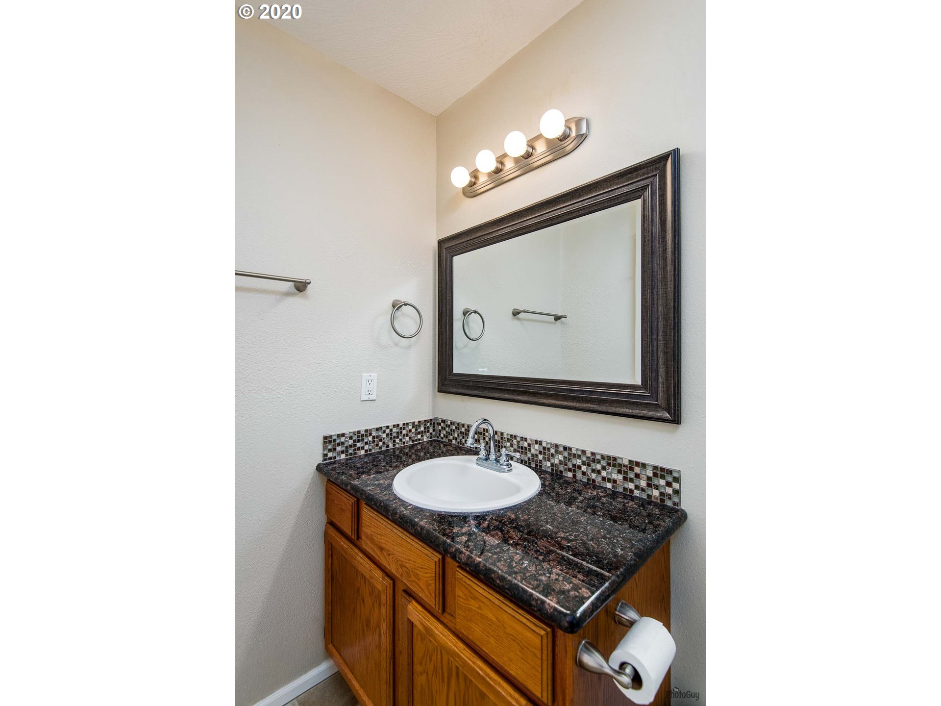 2651 31st Street Springfield, OR 97477 - Photo 23 of 32