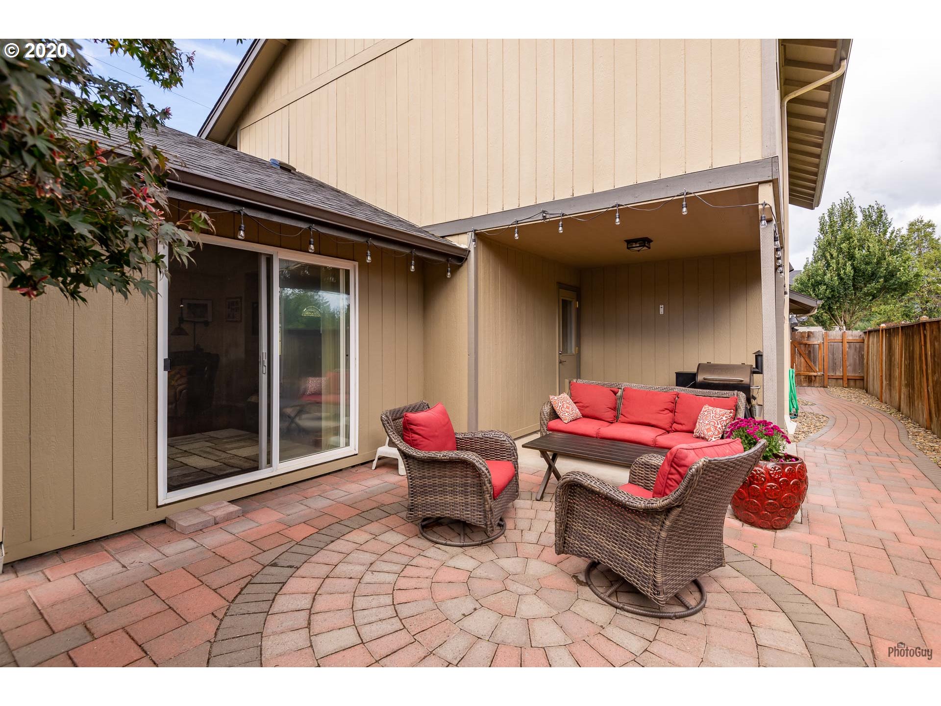 2651 31st Street Springfield, OR 97477 - Photo 31 of 32