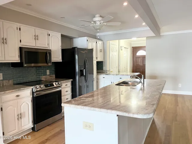 $2,217 | 110 North Water Street, Unit 2, Elizabeth City, NC 27909