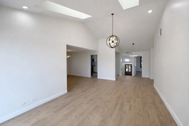 $409,000 | 13458 South Westview Drive, Unit V4, Palos Heights, IL 60463