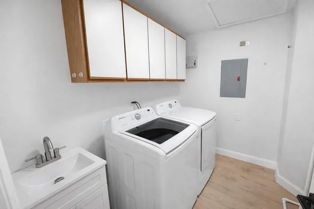 $409,000 | 13458 South Westview Drive, Unit V4, Palos Heights, IL 60463