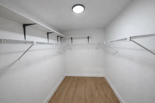 $409,000 | 13458 South Westview Drive, Unit V4, Palos Heights, IL 60463