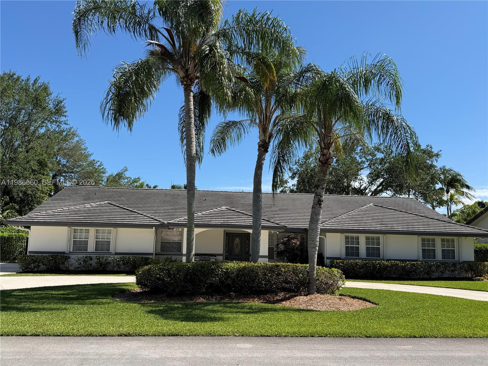 10422 Southwest 121st Street Miami, FL 33176 - Photo 2 of 32