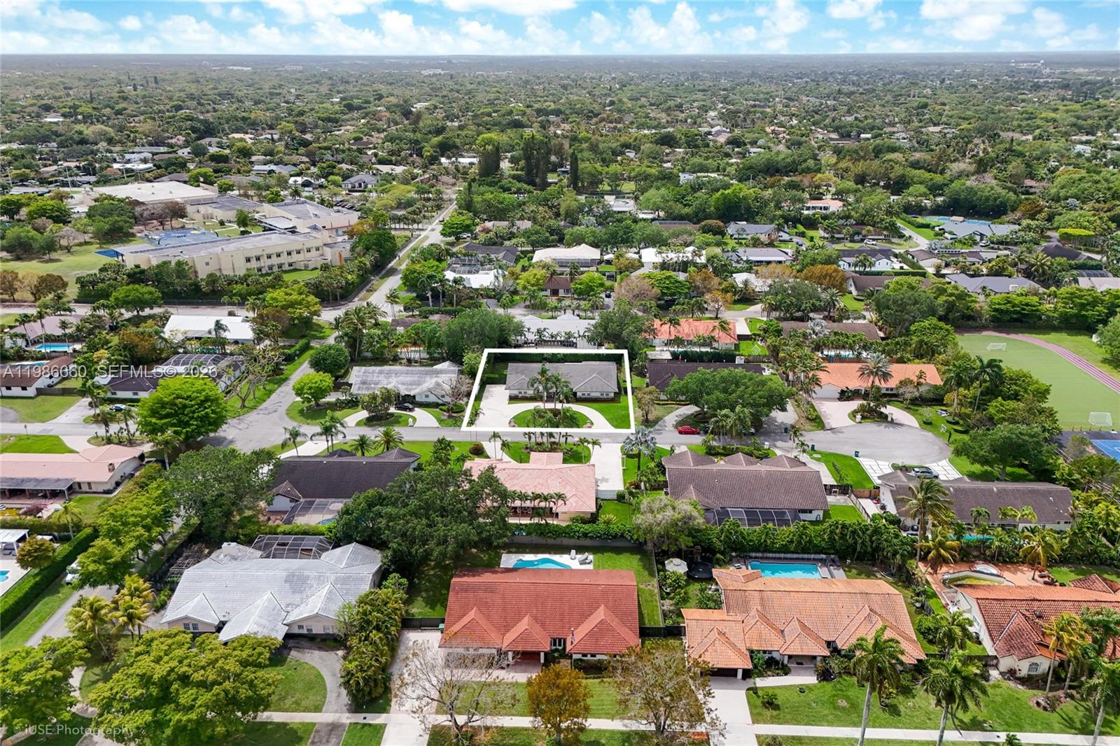 10422 Southwest 121st Street Miami, FL 33176 - Photo 31 of 32