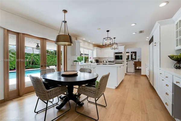 $1,699,000 | 10422 Southwest 121st Street, Miami, FL 33176