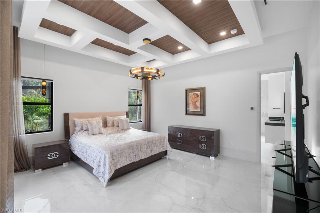 390 3rd Street Northwest Naples, FL 34120 - Photo 14 of 41