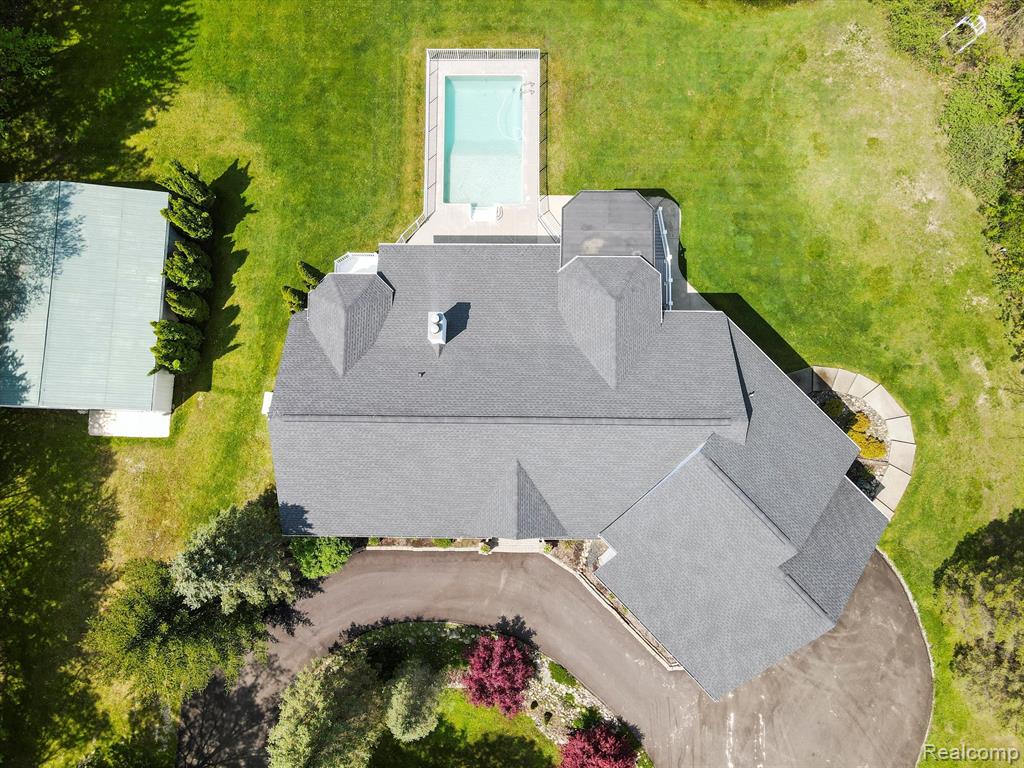 10333 Gibbs Road Clarkston, MI 48348 - Photo 12 of 87
