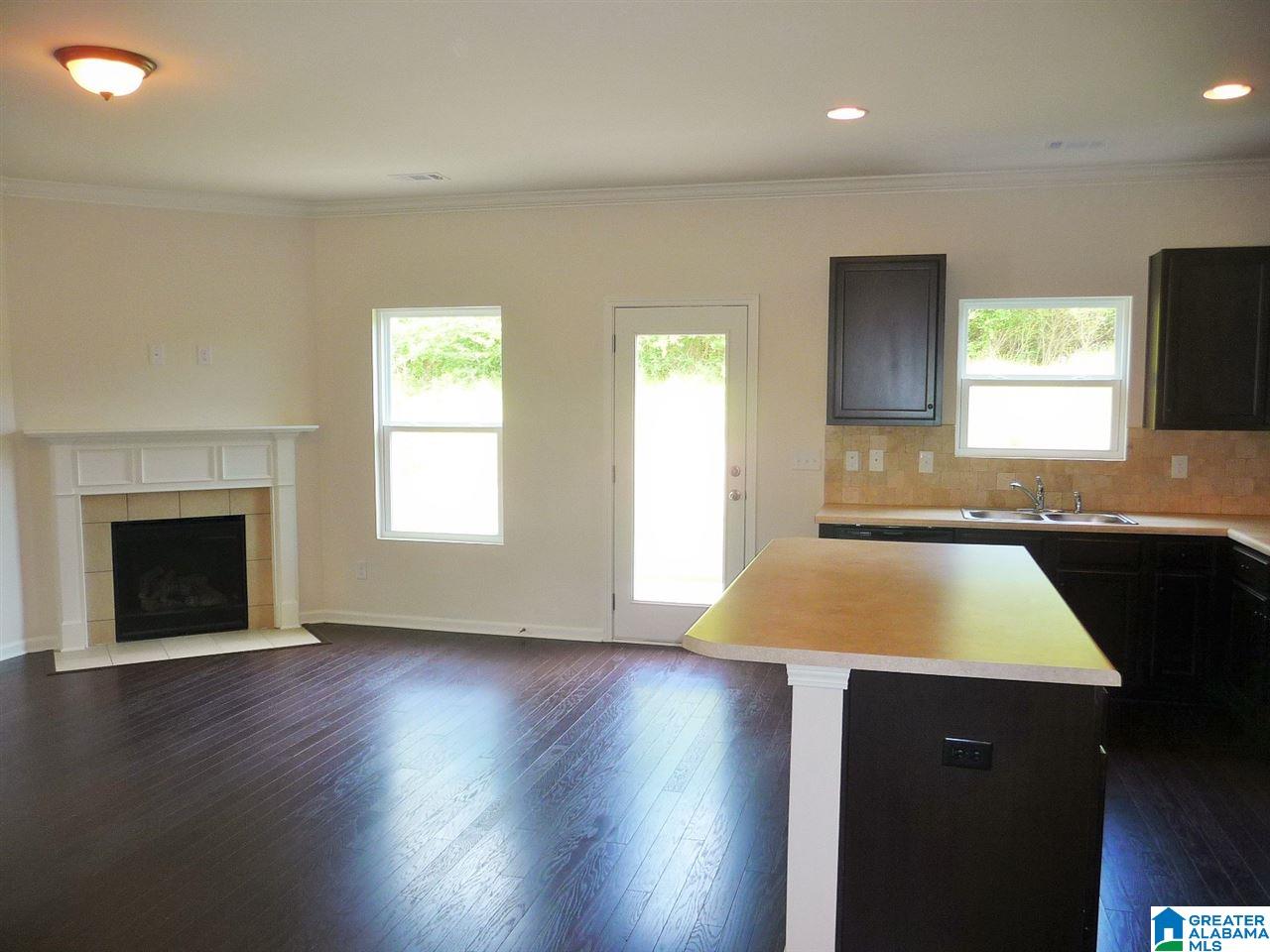4538 Brookshire Loop Bessemer, AL 35022 - Photo 7 of 36