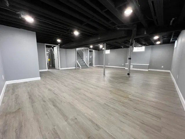 $1,595 | 302 McKinley Street, Gary, IN 46404