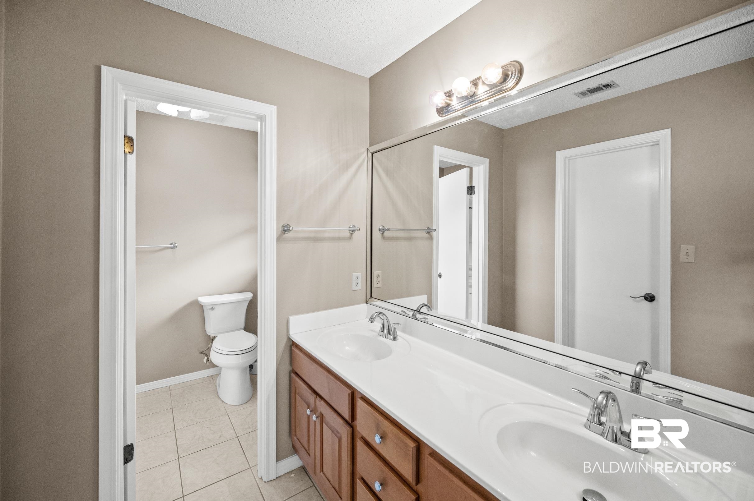 9243 Lakeview Drive Foley, AL 36535 - Photo 32 of 54