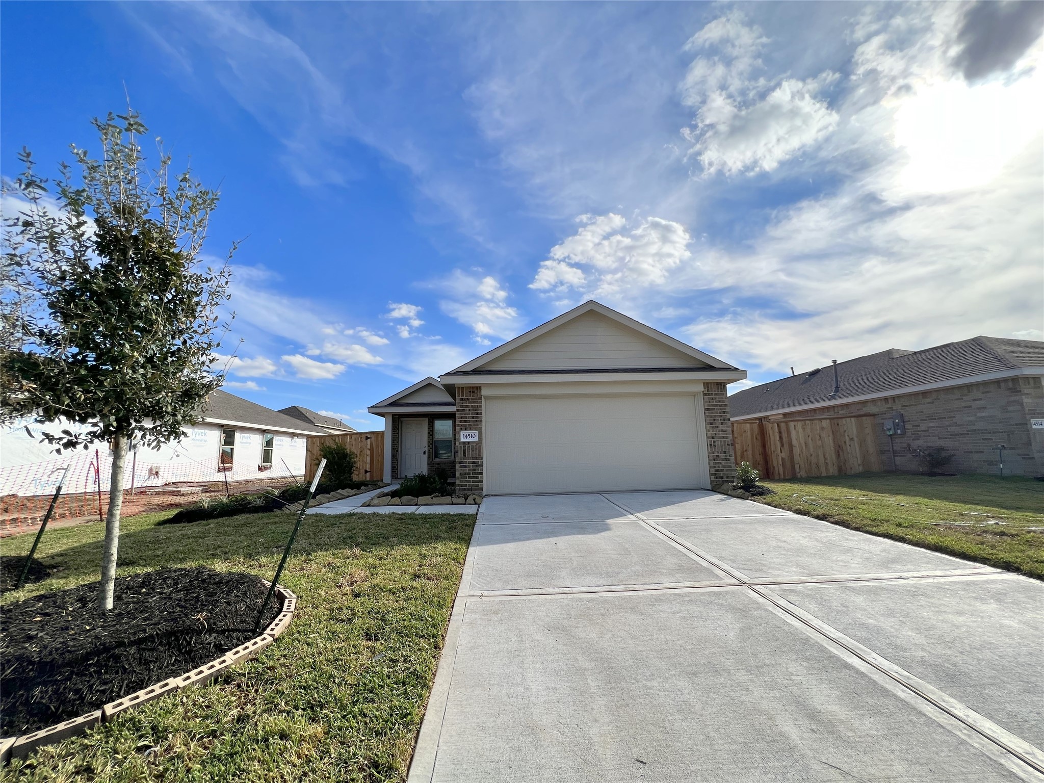 14510 Woodcott Warren Way Rosharon, TX 77583 - Photo 1 of 23