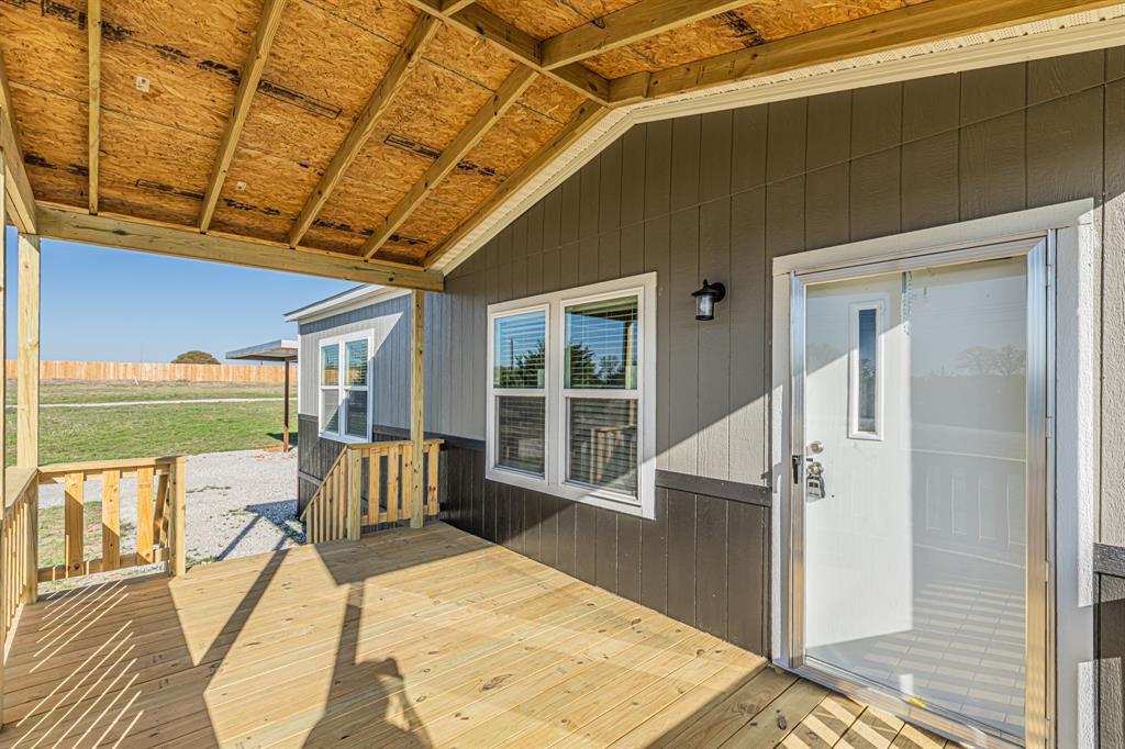 2031 Denver Road Sunset, TX 76270 - Photo 10 of 36