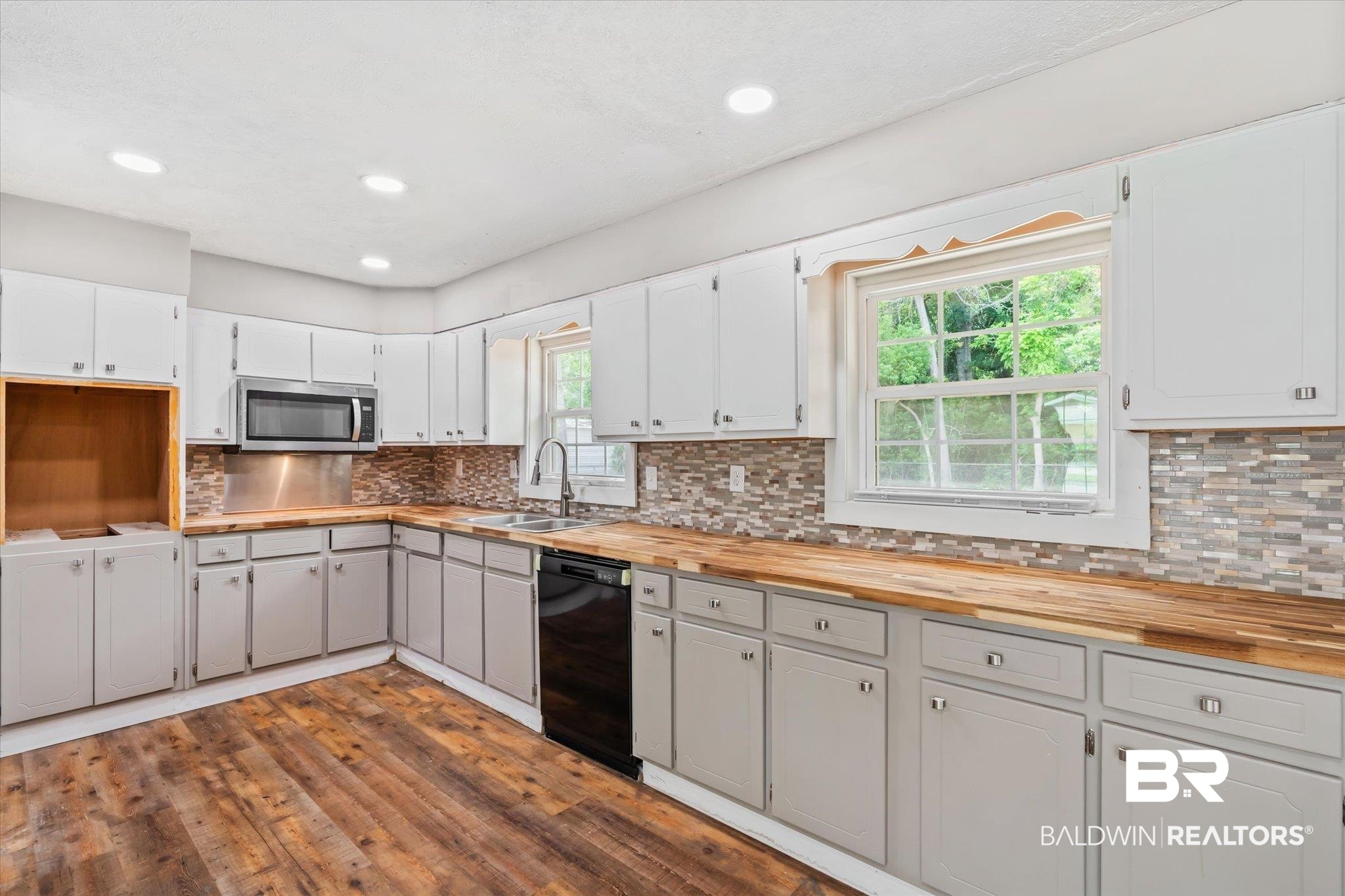 2008 Jones Avenue Mobile, AL 36617 - Photo 7 of 20