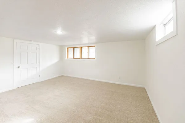 $165,000 | 312 Cedar Lane, Montevideo, MN 56265