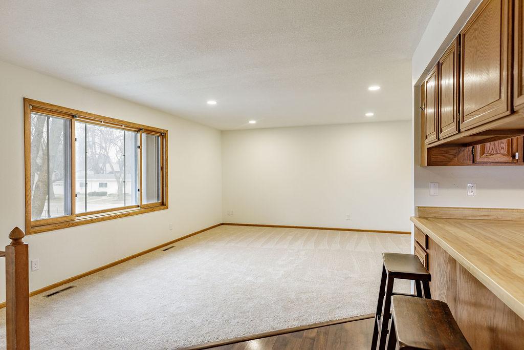 312 Cedar Lane Montevideo, MN 56265 - Photo 5 of 17