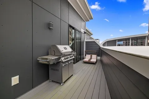 $1,575,000 | 50 Hichborn Street, Unit 506, Boston, MA 02135