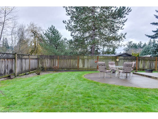 7024 Southwest Raz Court Portland, OR 97223 - Photo 29 of 32 Gallery Image 29