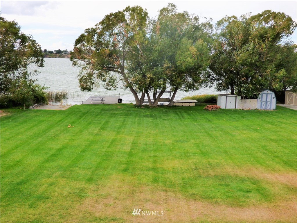 3202 Wild Goose Road Northeast Moses Lake, WA 98837 - Photo 13 of 16 Gallery Image 13