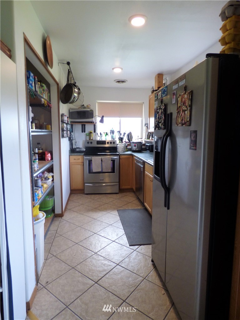 3202 Wild Goose Road Northeast Moses Lake, WA 98837 - Photo 5 of 16 Gallery Image 5