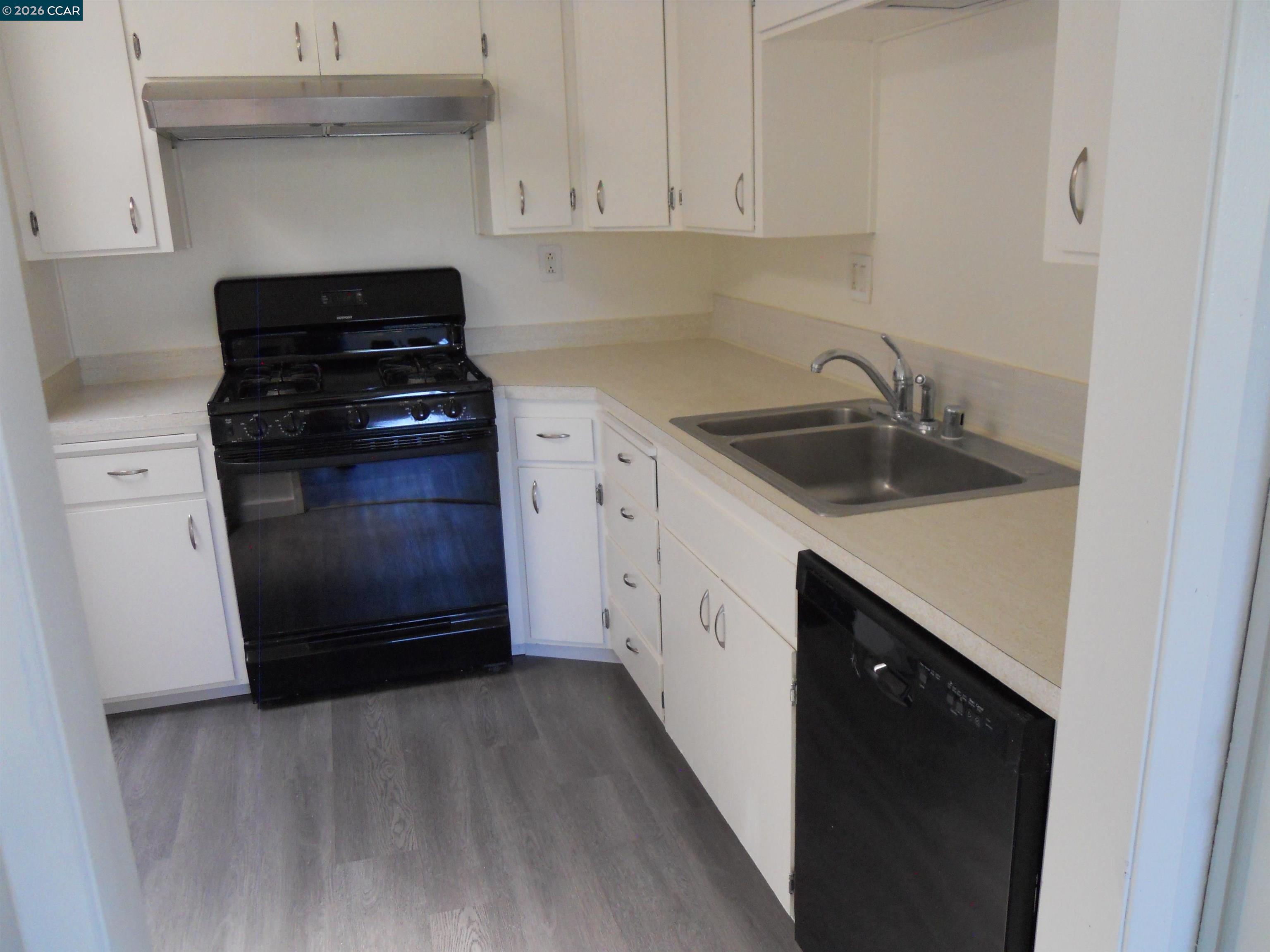 3692 Sundale Road Lafayette, CA 94549 - Photo 19 of 42