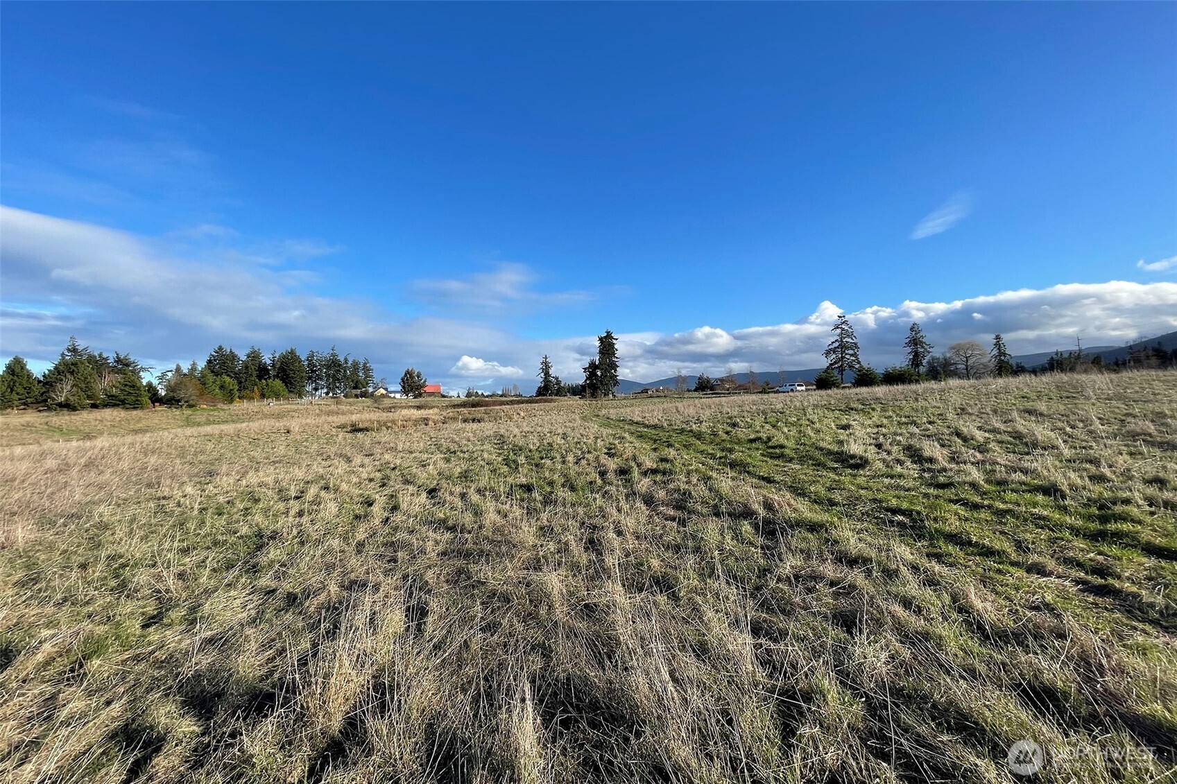 336 Bell Bottom Road Sequim, WA 98382 - Photo 6 of 29 a view of a lake