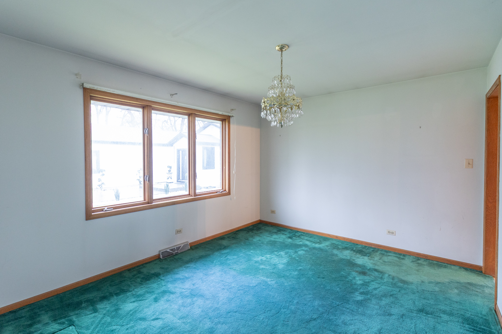 9901 West 57th Street Countryside, IL 60525 - Photo 4 of 22