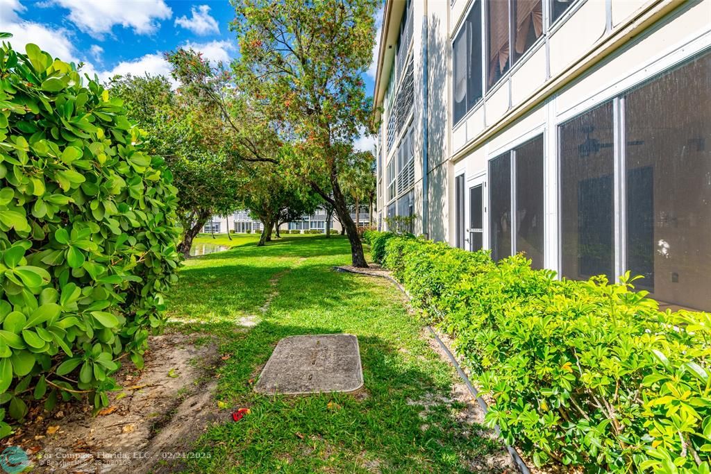 1904 Bermuda Circle, Unit E1 Coconut Creek, FL 33066 - Photo 31 of 35