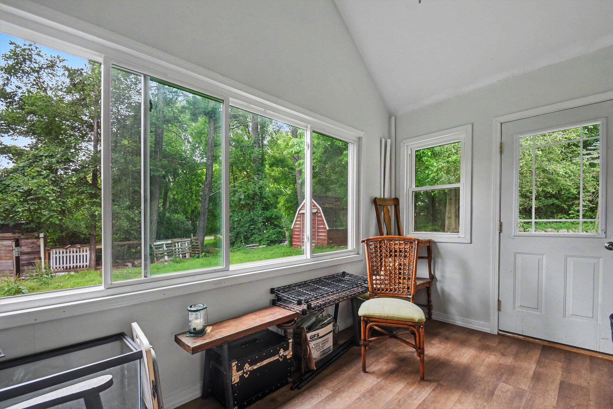 1519 North Philip Road Niles, MI 49120 - Photo 5 of 14 005_file_4263