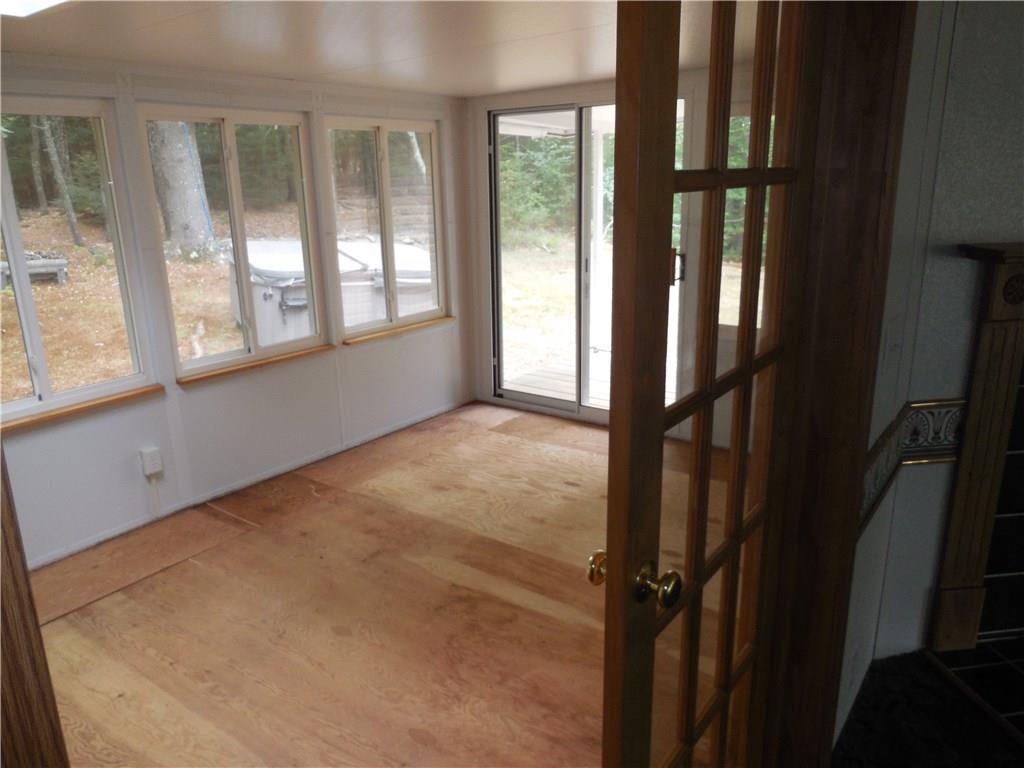 211 Brett Hill Road South Paris, ME 04281 - Photo 15 of 35 Enclosed off of the porch.