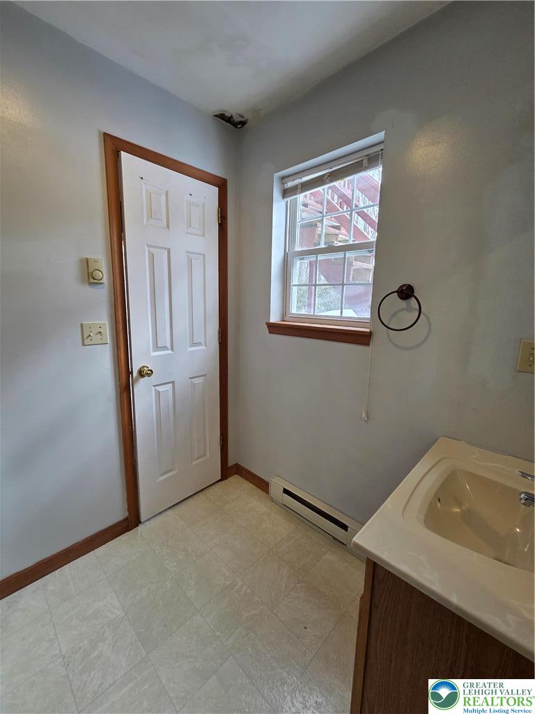 322 Coach Road Tobyhanna, PA 18466 - Photo 15 of 22