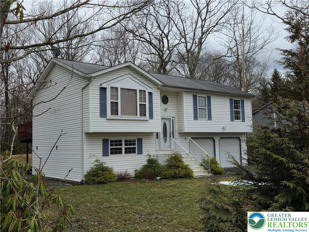 322 Coach Road Tobyhanna, PA 18466 - Photo 2 of 22