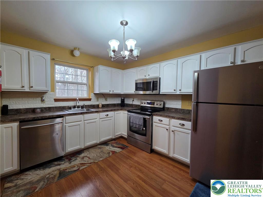 322 Coach Road Tobyhanna, PA 18466 - Photo 5 of 22