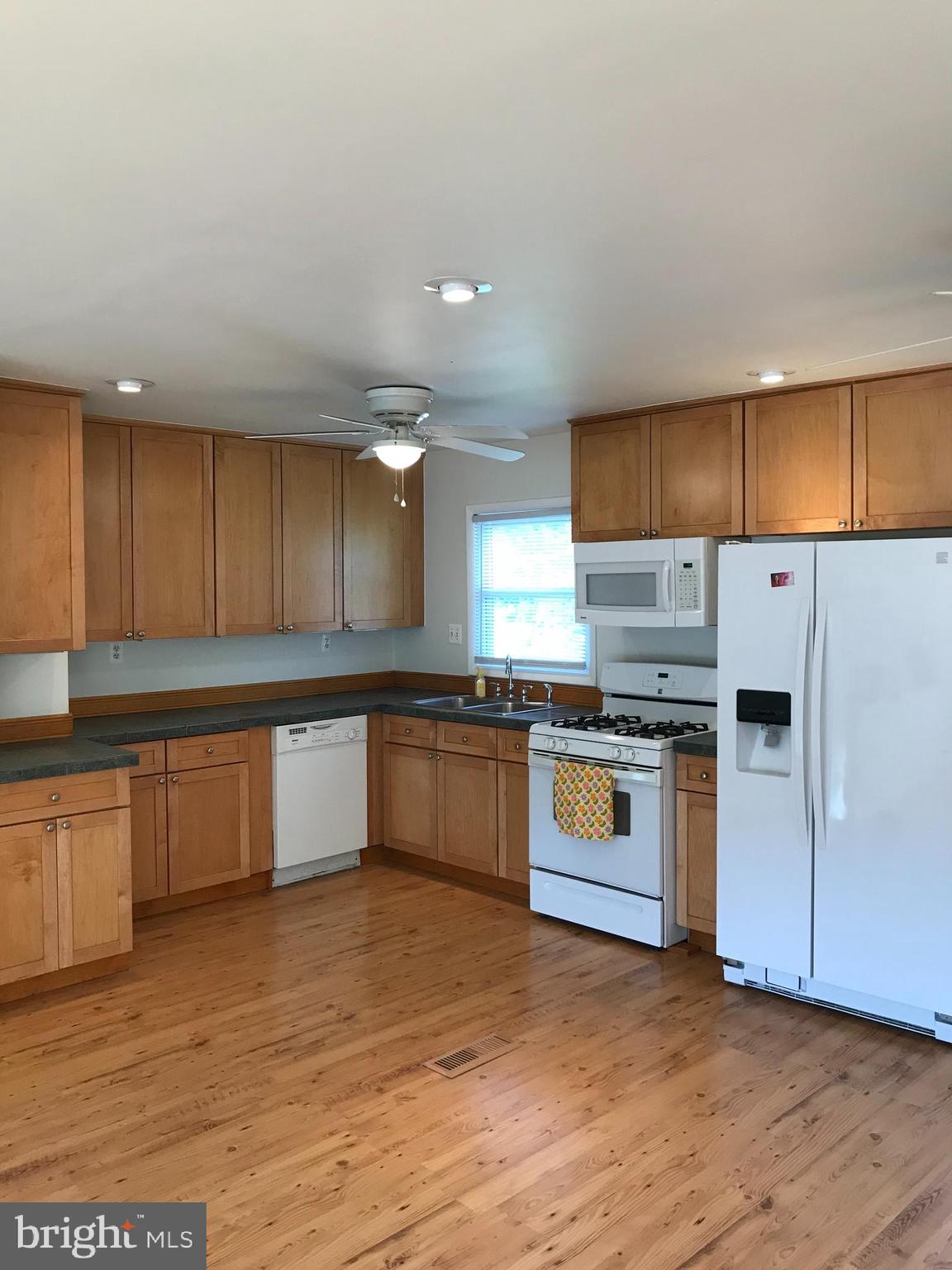1231 Adams Road Waldorf, MD 20602 - Photo 3 of 19 Kitchen with Maple Cabinets
