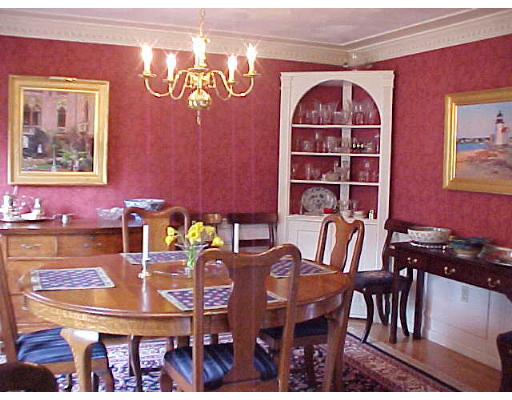 79 Emerson Road Walpole, MA 02032 - Photo 3 of 9