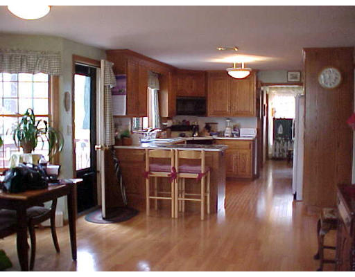 79 Emerson Road Walpole, MA 02032 - Photo 6 of 9