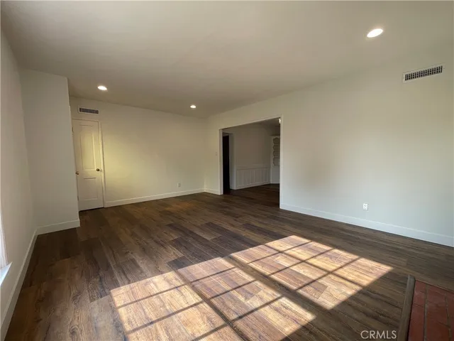 a view of empty room