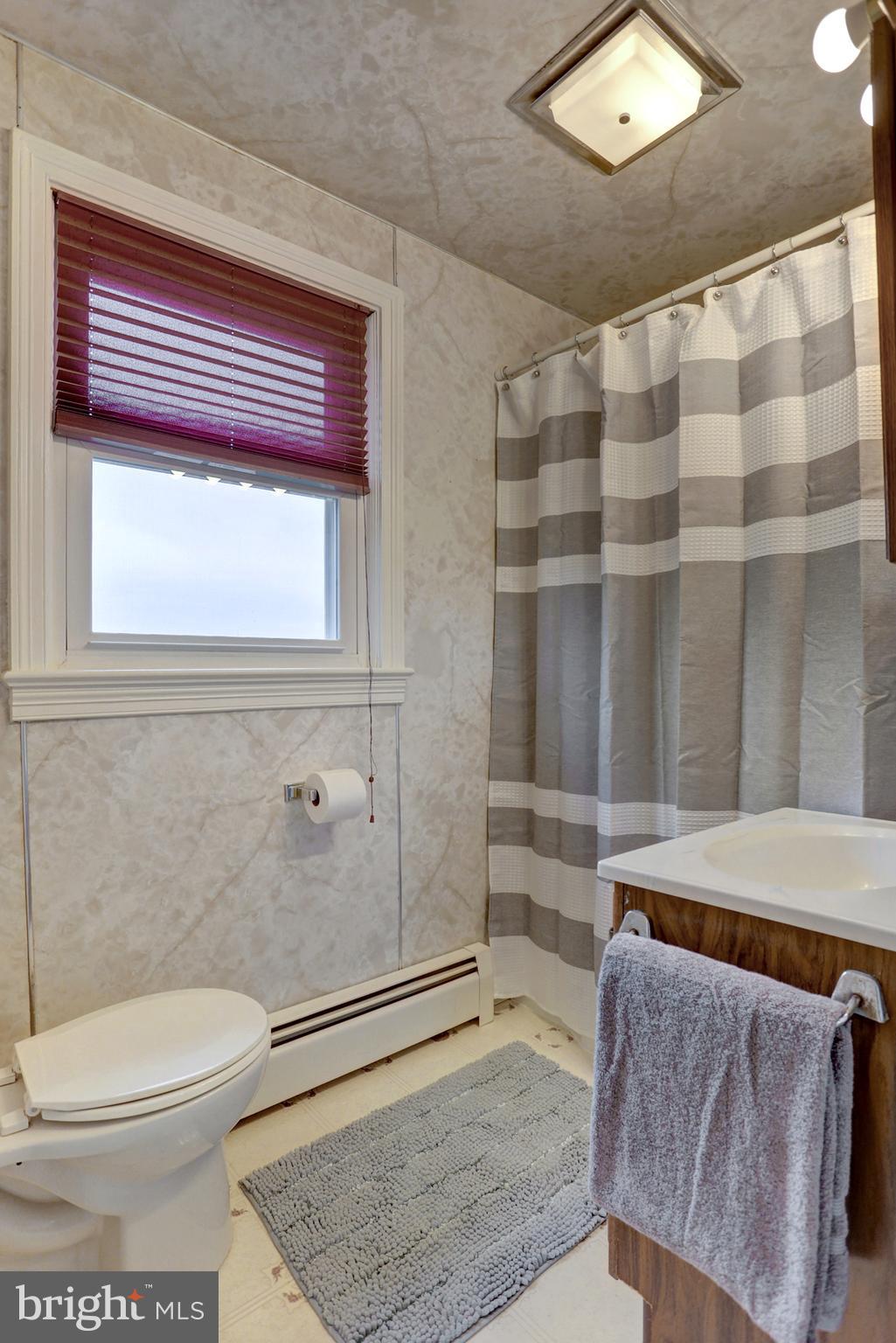 300 Red Mill Road Etters, PA 17319 - Photo 12 of 15 Full upstairs bathroom