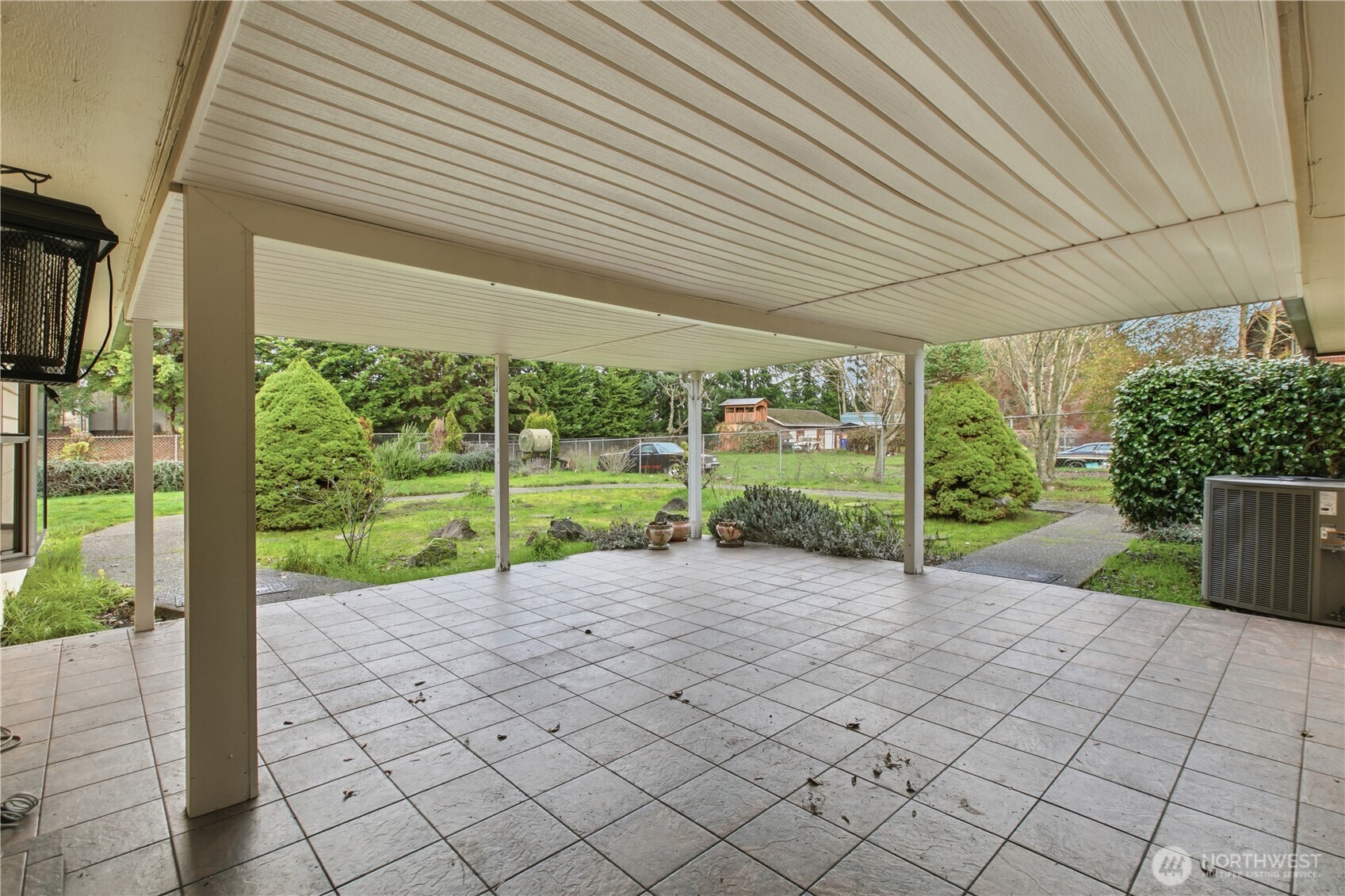 7028 South Alaska Street Tacoma, WA 98408 - Photo 13 of 30