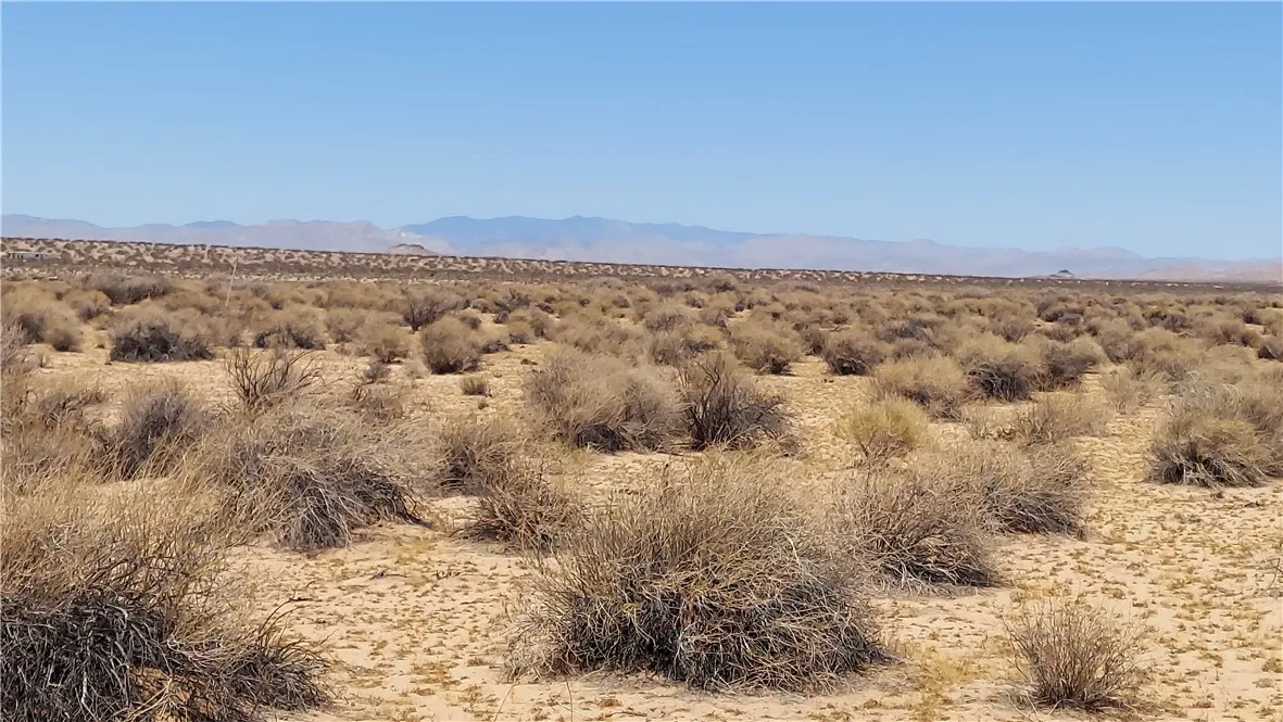 0 Sequoia Tehachapi, CA 93561 - Photo 4 of 5 a view of city