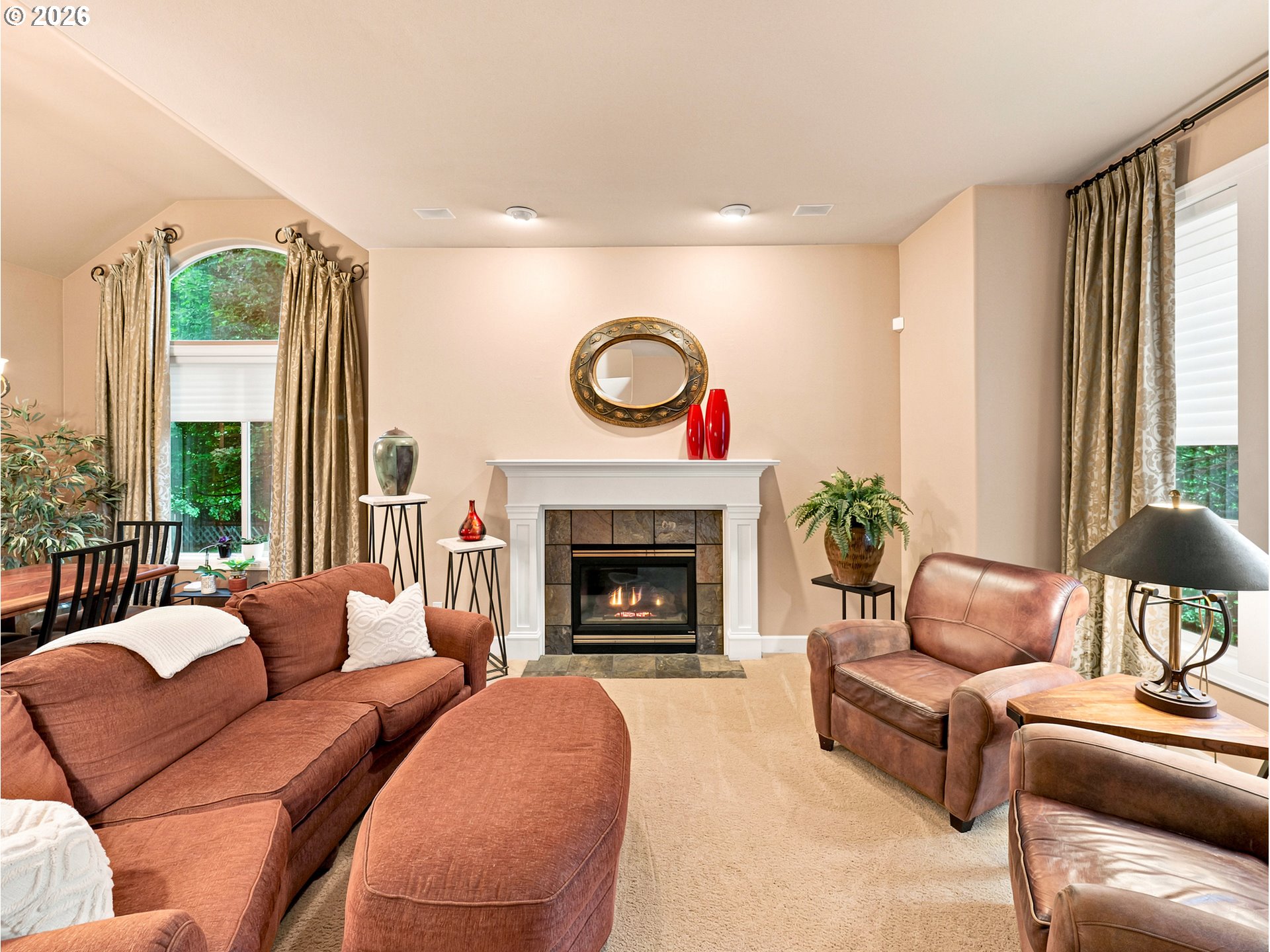 9630 Southwest Iowa Drive Tualatin, OR 97062 - Photo 8 of 48 Living Room