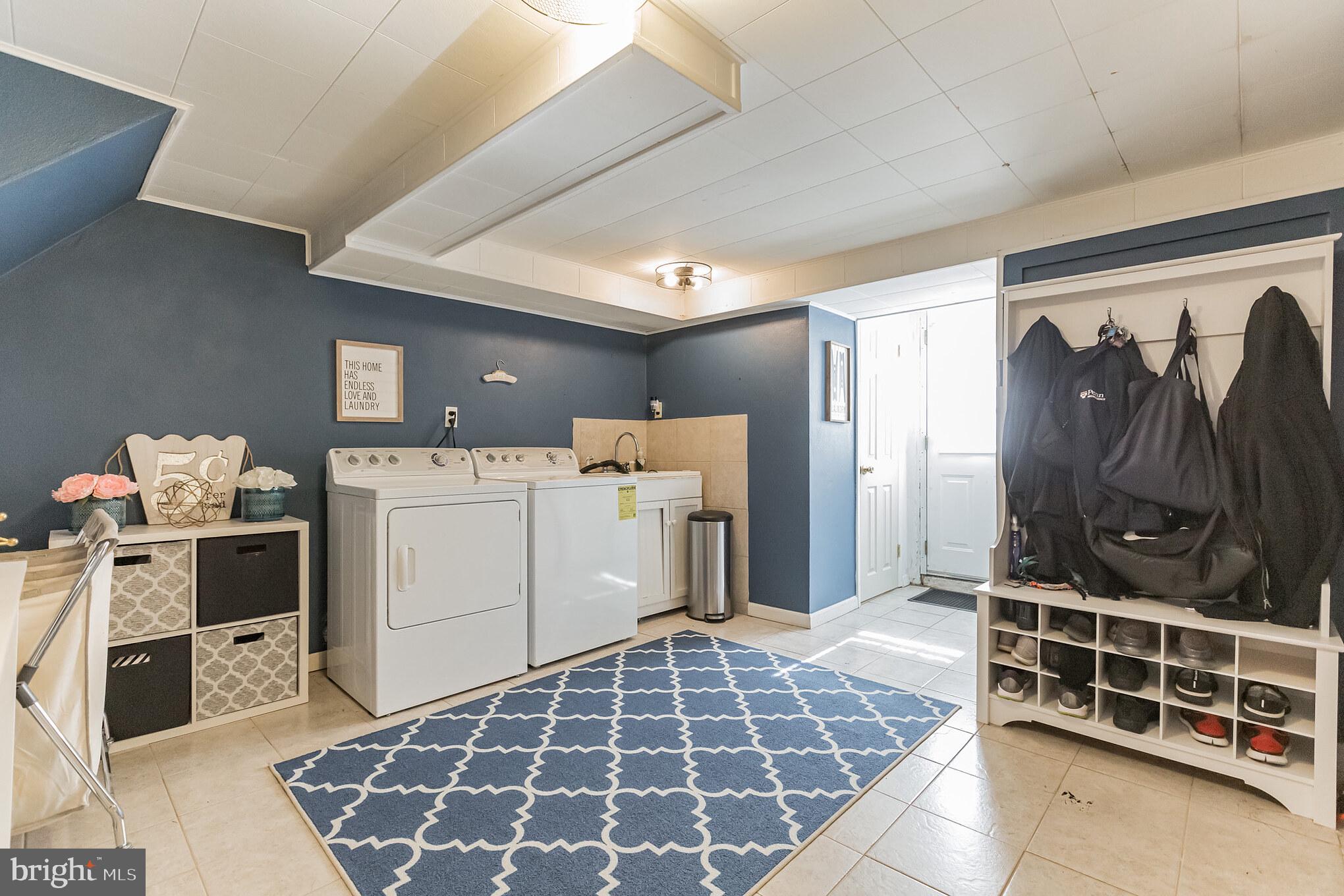 655 Colebrook Road Philadelphia, PA 19115 - Photo 25 of 29 Gallery Image 25