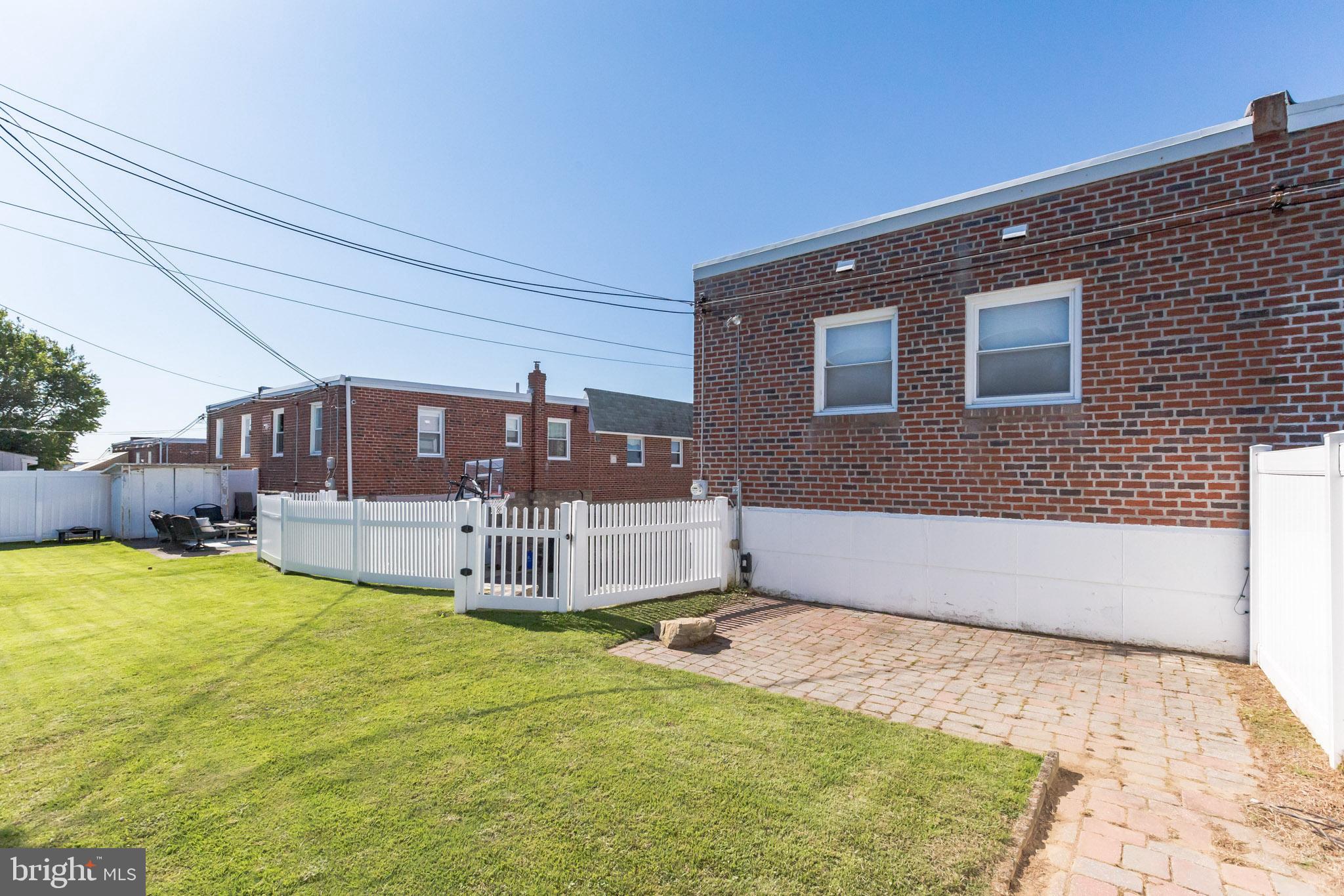 655 Colebrook Road Philadelphia, PA 19115 - Photo 28 of 29 Gallery Image 28
