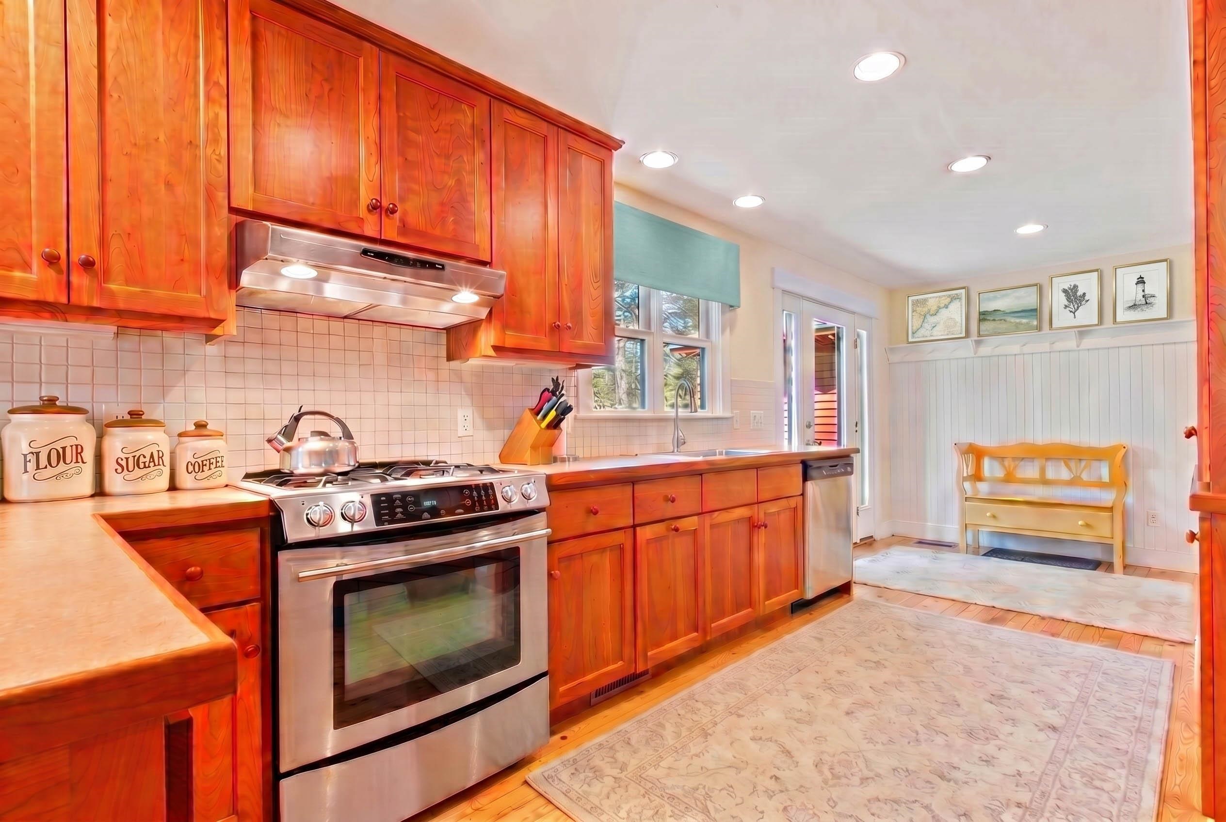 1807 Little Sunapee Road New London, NH 03257 - Photo 14 of 32